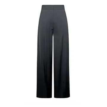 Dyon D26-9404: Dark Elegance Elevated by Subtle Opulence